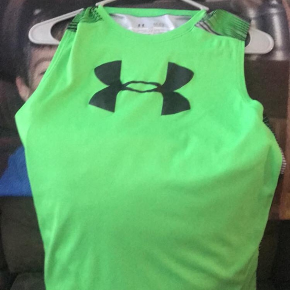 Under Armor size Large loose silky shirt